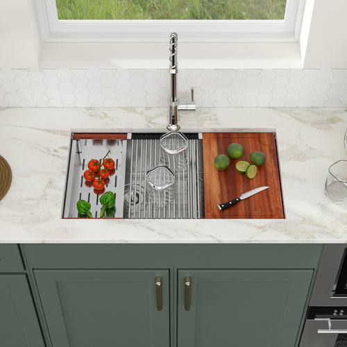 Logmey 33'' x 19'' Undermount 60/40 Double Bowl Workstation Kitchen Sink