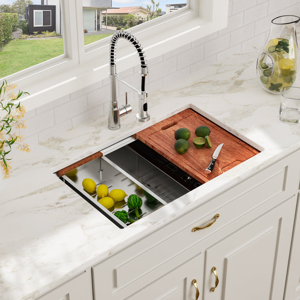 Logmey 30 x 19 Undermount 60/40 Double Bowl Workstation Kitchen Sink