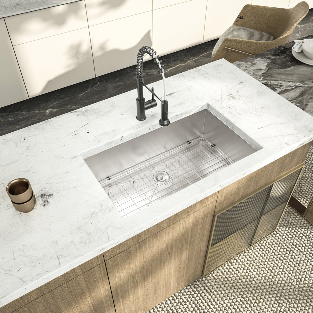 Logmey 32 Inch 16 Gauge Stainless Steel Undermount Kitchen Sink