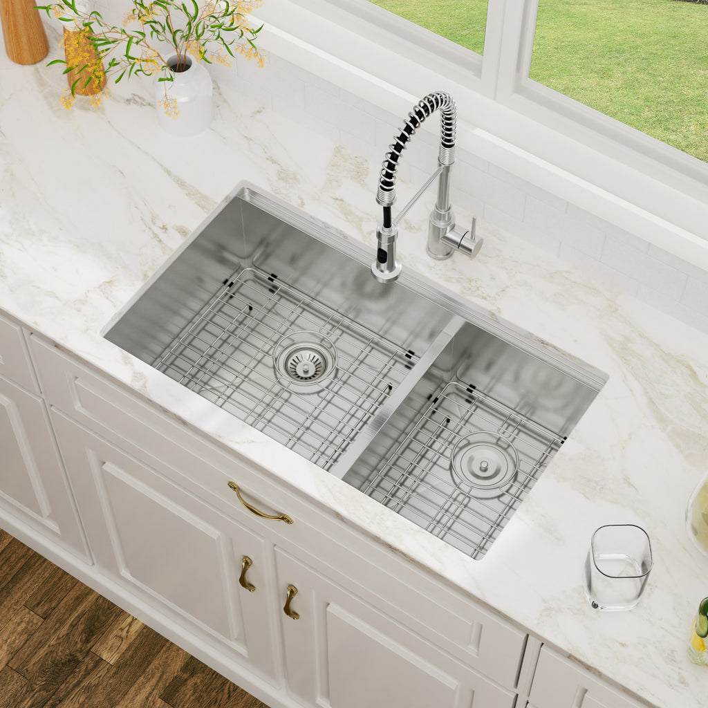 Logmey 33''x 19'' Undermount 16 Gauge Stainless Steel Workstation Double Bowl Kitchen Sink -50/50 Low-Divide