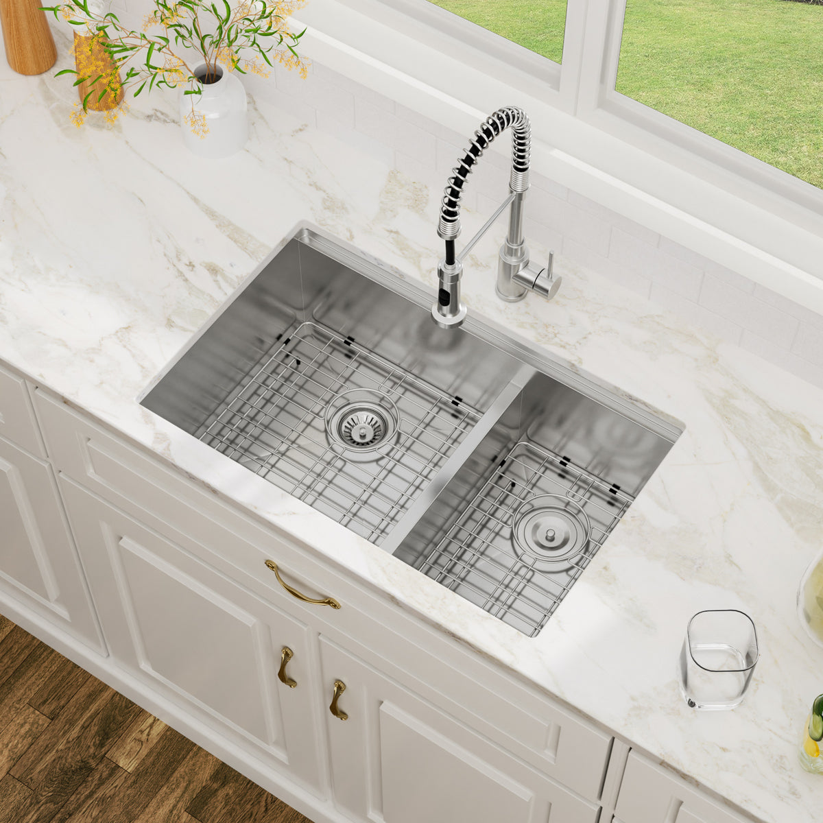 Logmey 30 x 19 Undermount 60/40 Double Bowl Workstation Kitchen Sink