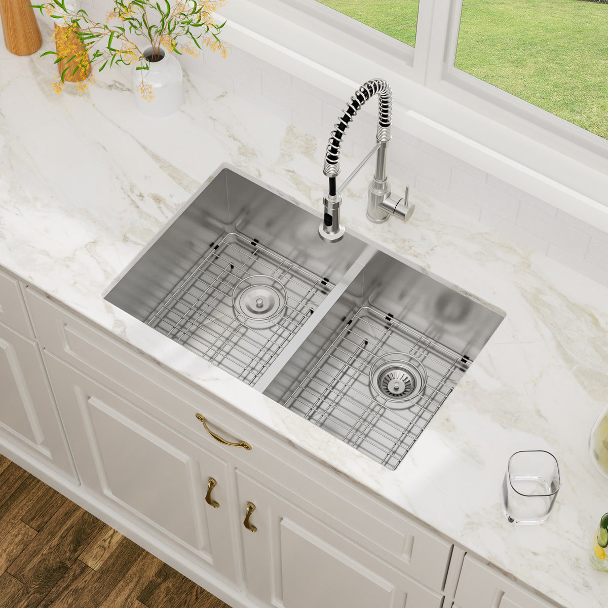 Logmey 30x19 Seamless Undermount 50/50 Double Basin Kitchen Sink Combo