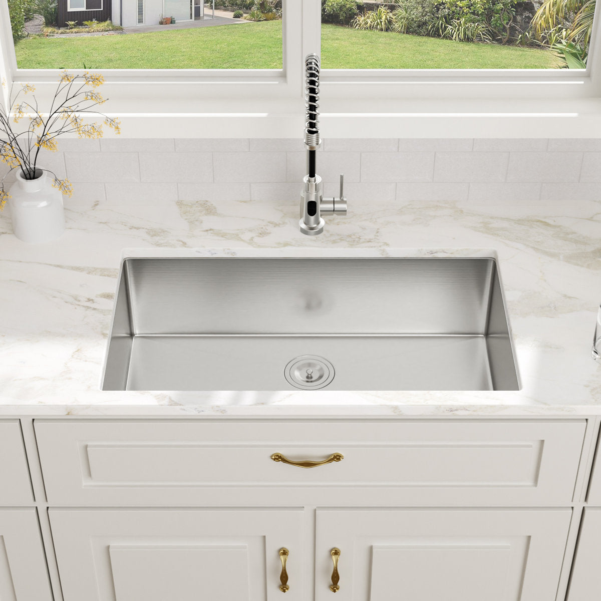 32''Wx19''Lx9''H Undermount Kitchen Sink Brushed Stainless Steel Single Bowl Kitchen Sink with Drain Assembly