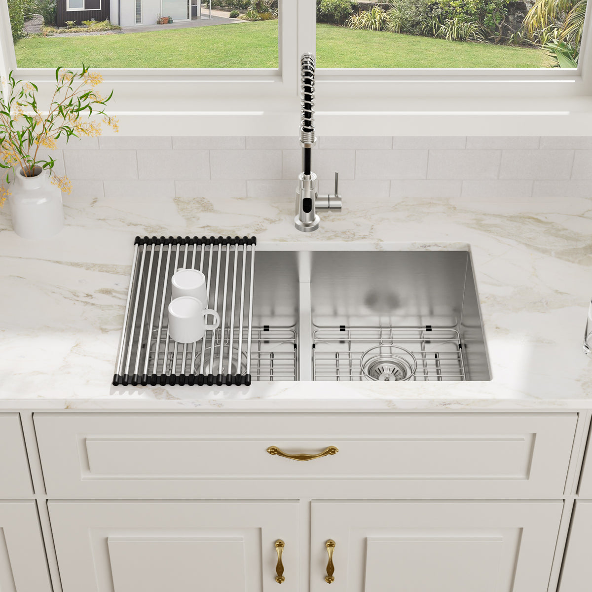 Logmey 30x19 Seamless Undermount 50/50 Double Basin Kitchen Sink Combo