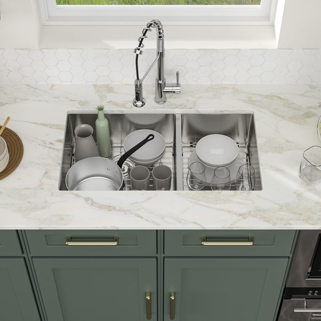 Logmey 33'' Kitchen Sink - Undermount 60/40 Double Bowl - Silver Stainless Steel