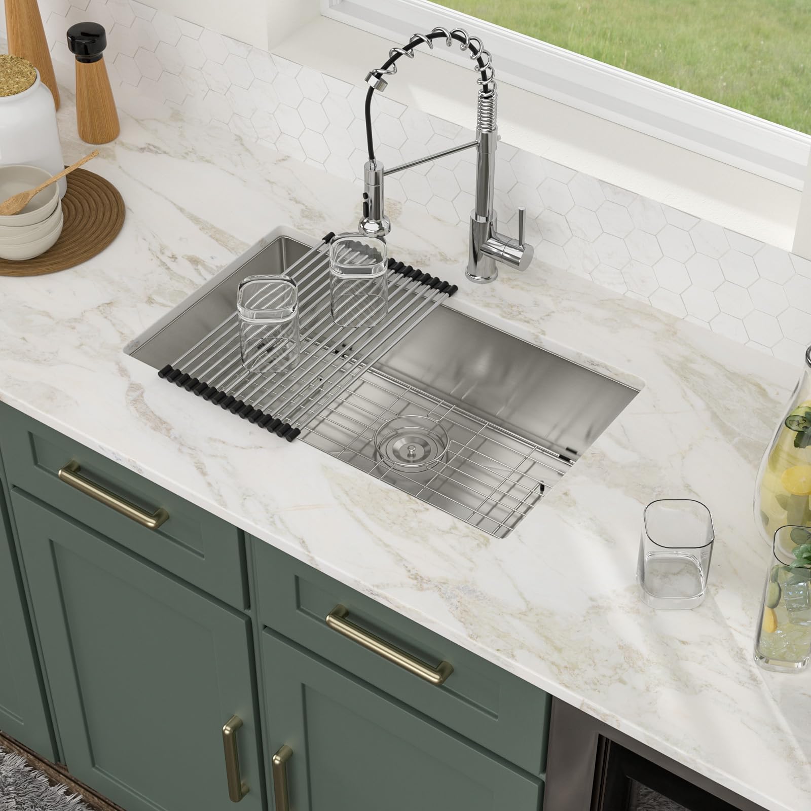 Logmey 30'' Kitchen Sink - Undermount Round Corner Single Bowl - Silver Stainless Steel