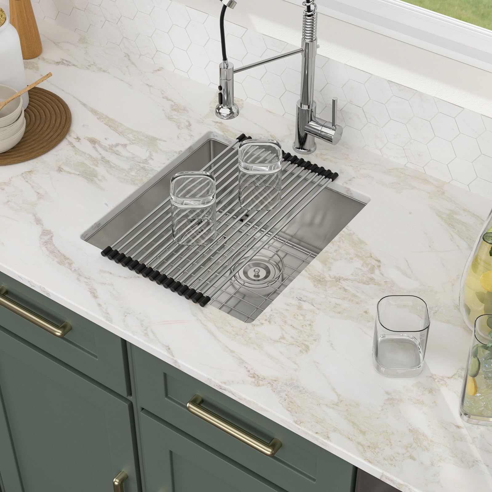 Logmey 19x20 Inch Undermount Single Bowl Stainless Steel Bar Sink