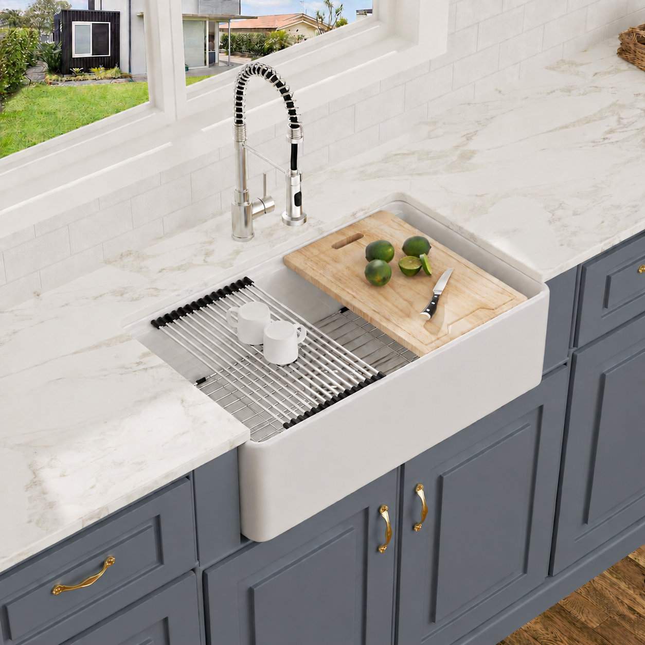 Logmey 33" Farmhouse Kitchen Sink White Workstation Fireclay Apron Front Farm Sink Undermount 33" x 20" x 10" Single Bowl White Ceramic Sinks for Countryside Classic Style